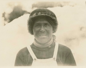 Image of Eskimo [Inuit] man